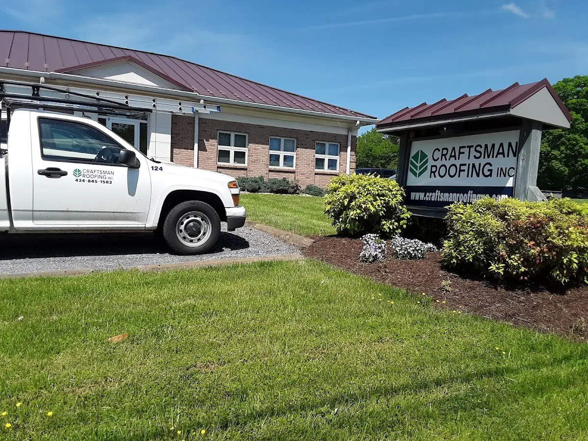 Quality Gutter & Downspout Repair by experienced craftsmen in Lakeside Park